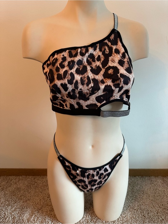 Other - Leopard Print One-Shoulder Bikini Set with Cutout